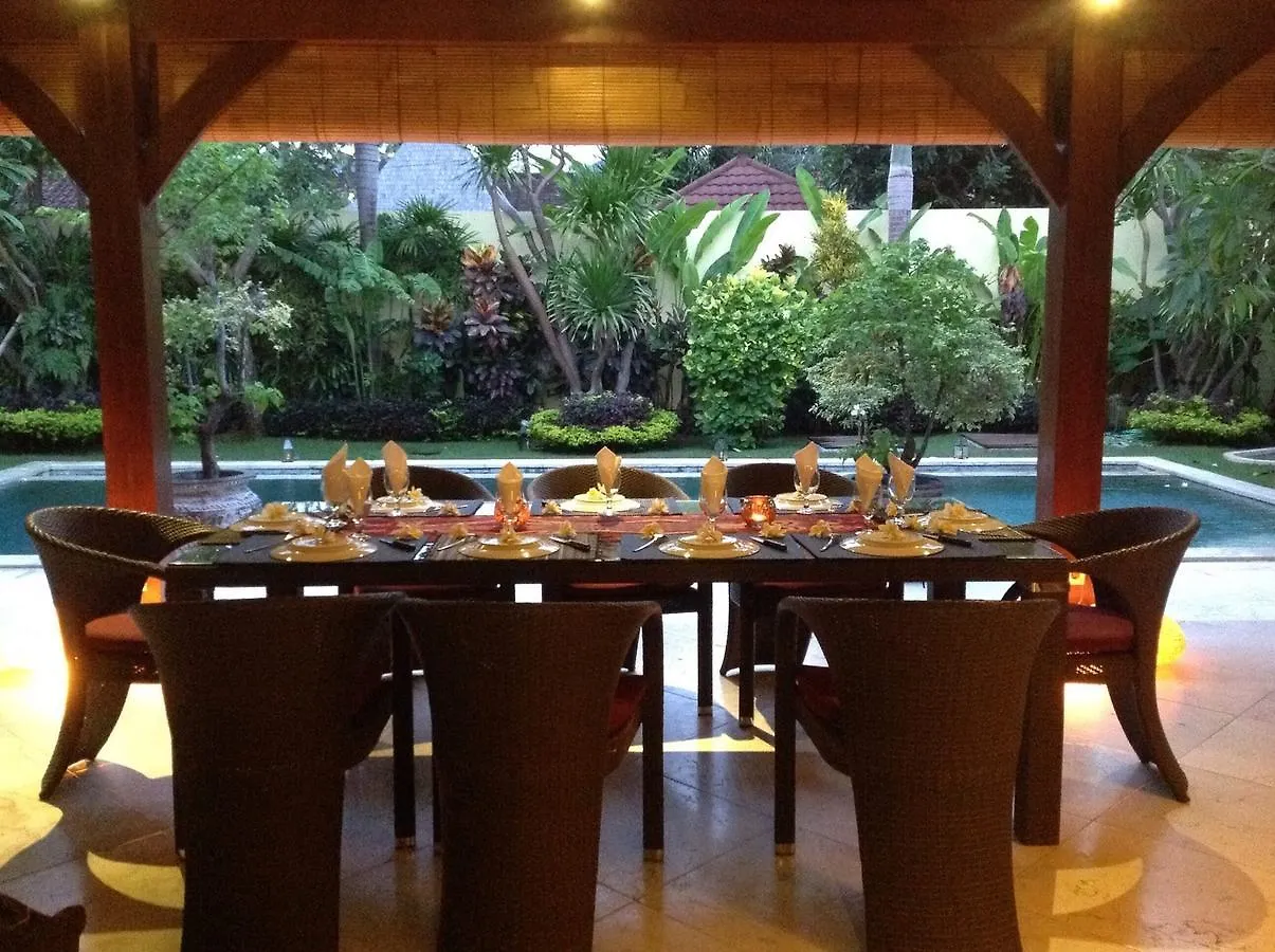Villa Kiki Seminyak  Seminyak (Bali)